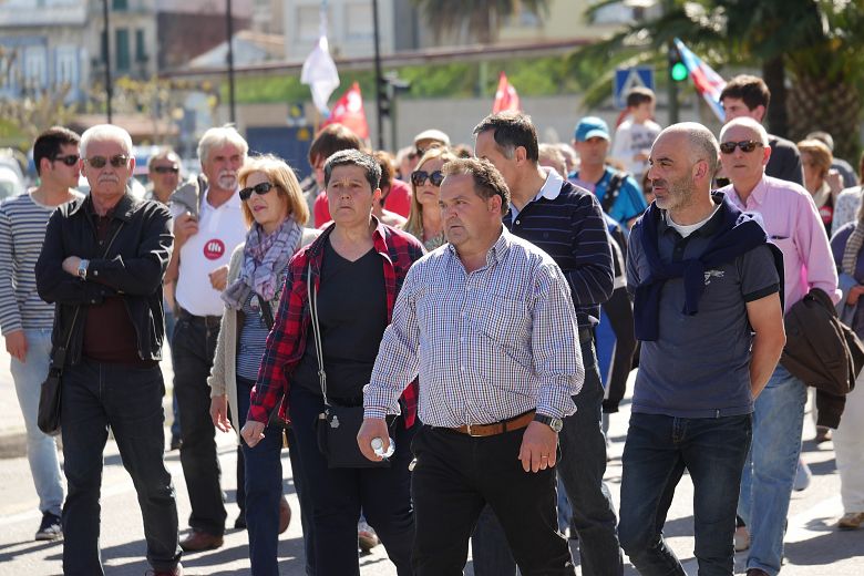 2016 05 01 ManifaPrimeiroMaioCangas07.jpg